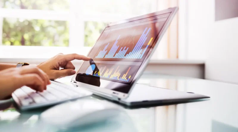 business intelligence vs analytics